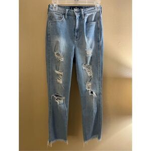 Hollister Ultra High Rise Mom Jeans Lightwash Distressed Size 25/25